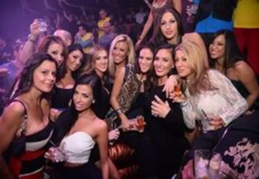 Dubai Bachelor Party: Nightclubs, Bars, and Lounges