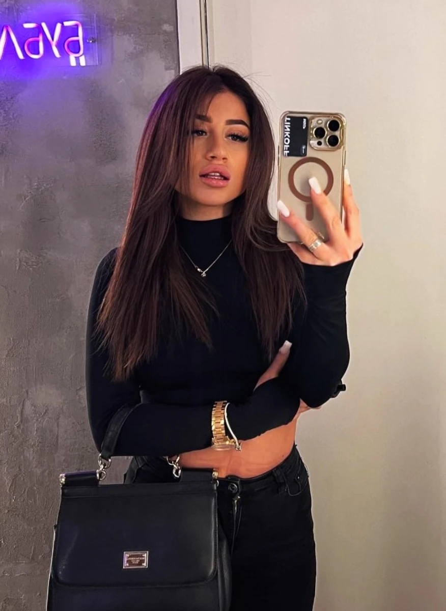 Alisa escort in Dubai