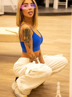 Angela escort in Dubai