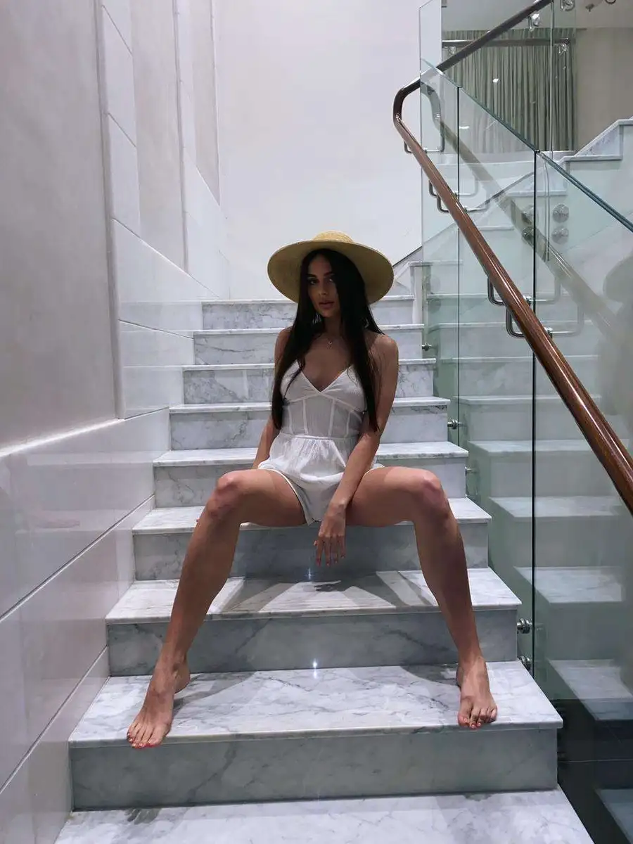 Christina escort in Dubai