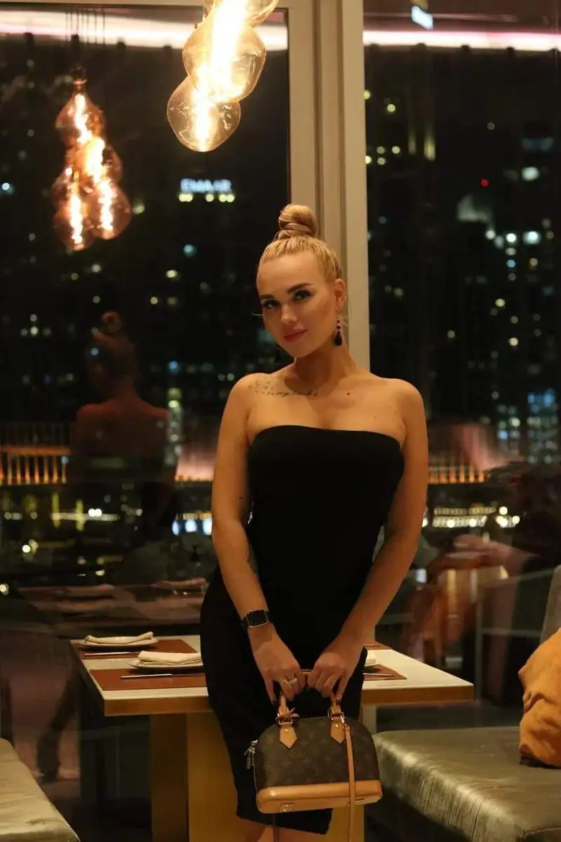 Dana escort in Dubai