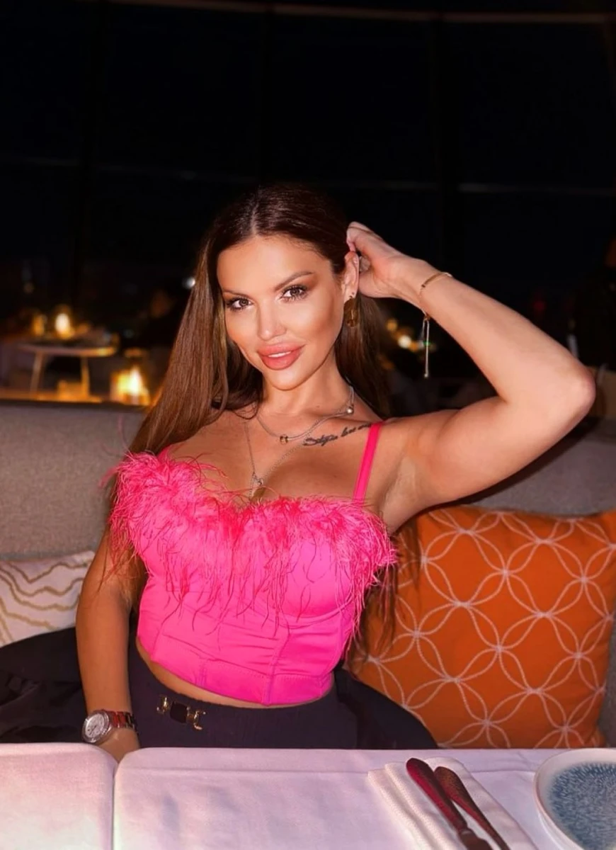 Elina escort in Dubai