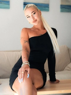 Elina escort in Dubai
