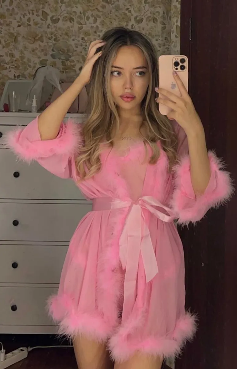 Eva escort in Dubai