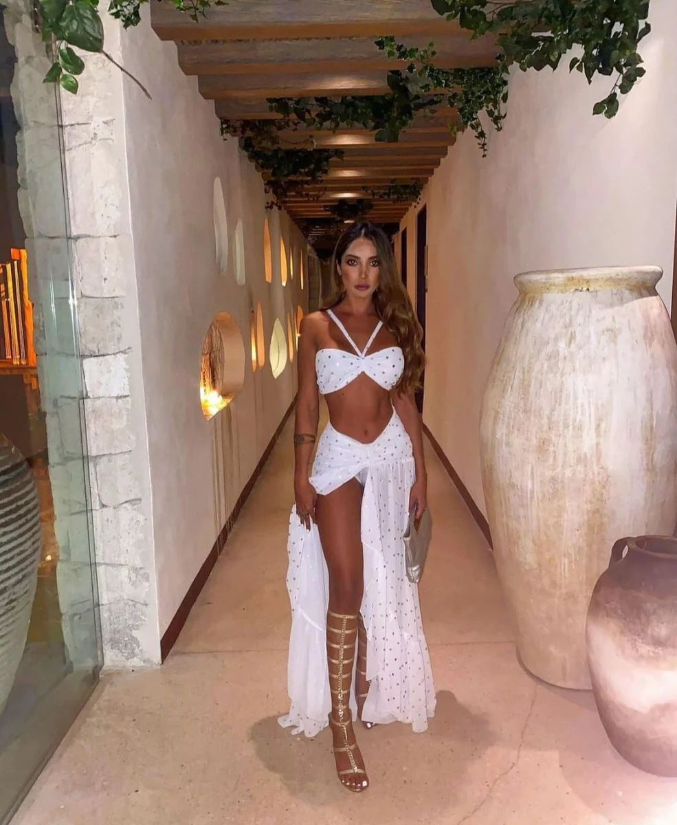 Gina escort in Dubai