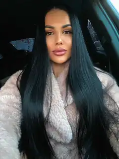 Julia escort in Dubai