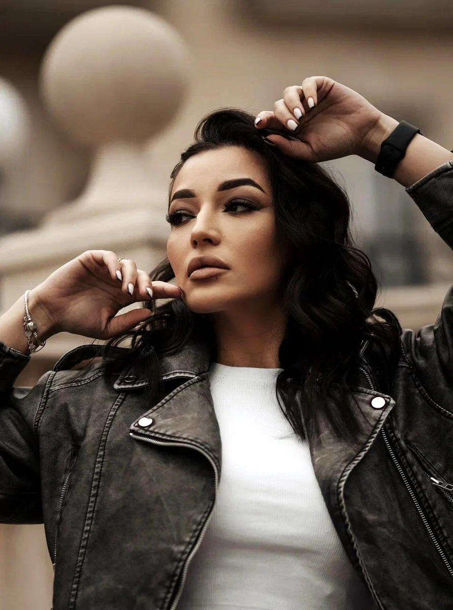 Karoline escort in Dubai
