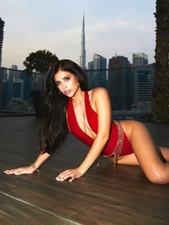 Lana escort in Dubai