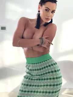 Lara escort in Dubai