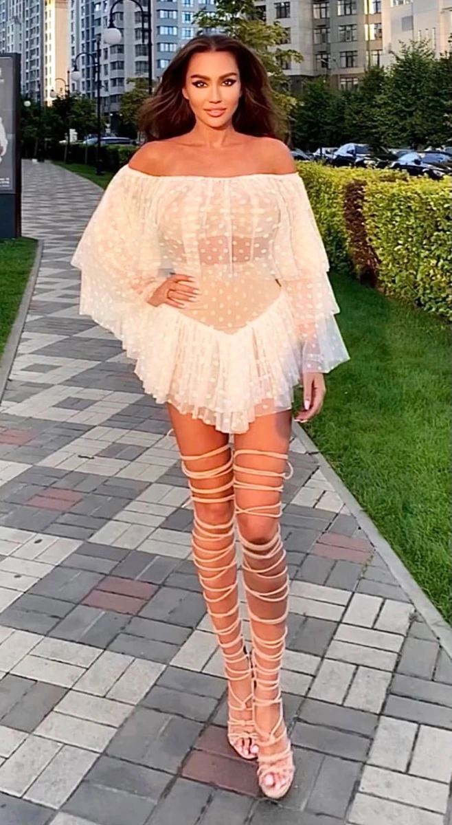 Lola escort in Dubai