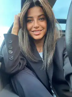 Maif escort in Dubai