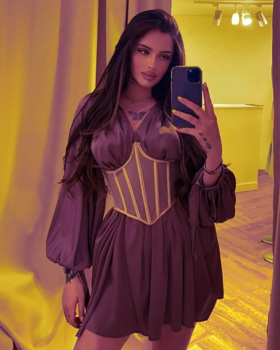 Melania escort in Dubai
