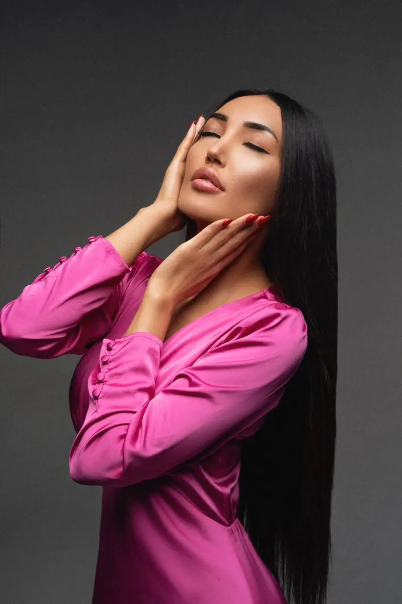 Mira escort in Dubai